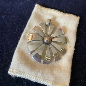 James Avery sun burst blossom pendant